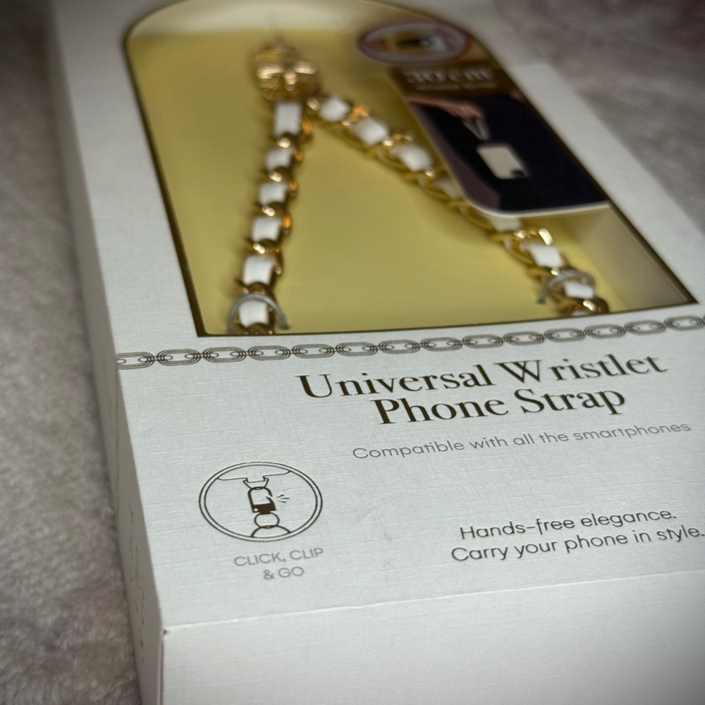 NIB Gold and White Universal Wristlet Phone Strap